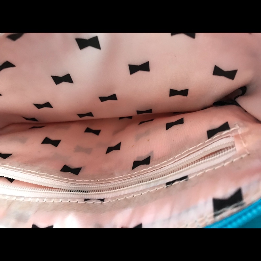 ISABELLE VEGAN LEATHER CROSSBODY PURSE - Picture 5 of 7